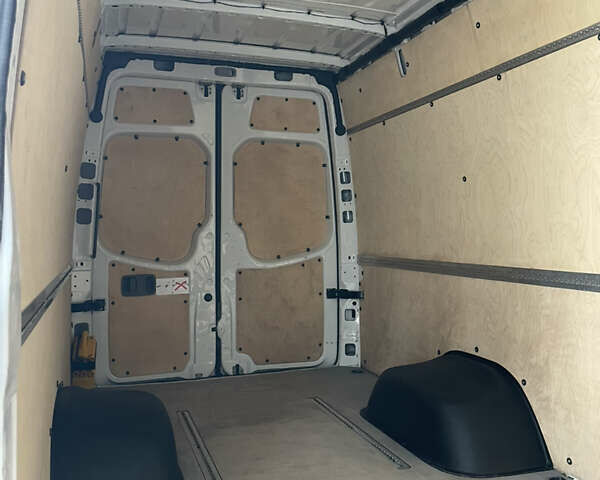 Белый Фольксваген Крафтер, объемом двигателя 2 л и пробегом 119 тыс. км за 22999 $, фото 72 на Automoto.ua