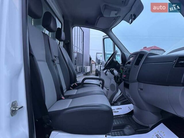 Білий Фольксваген Крафтєр, об'ємом двигуна 2 л та пробігом 200 тис. км за 18800 $, фото 29 на Automoto.ua