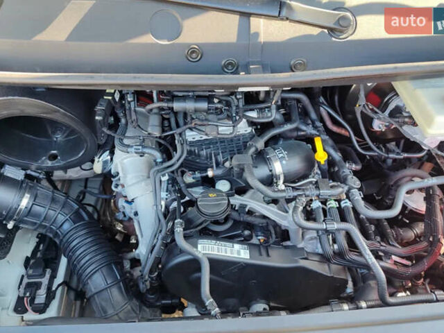 Фольксваген Крафтєр 2018 у Одесі на Automoto.ua Білий Фольксваген Крафтєр, об'ємом двигуна 1.97 л та пробігом 485 тис. км за 23500 $, фото 30 на Automoto.ua