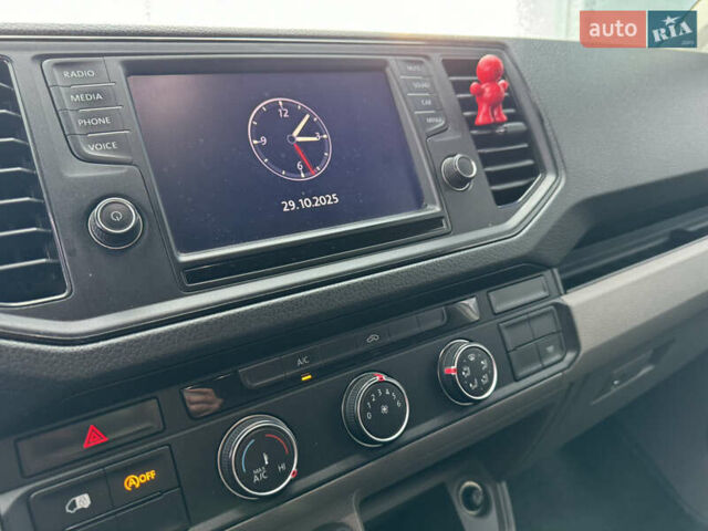 Фольксваген Крафтєр 2018 у Києві на Automoto.ua Білий Фольксваген Крафтєр, об'ємом двигуна 1.97 л та пробігом 285 тис. км за 19000 $, фото 37 на Automoto.ua