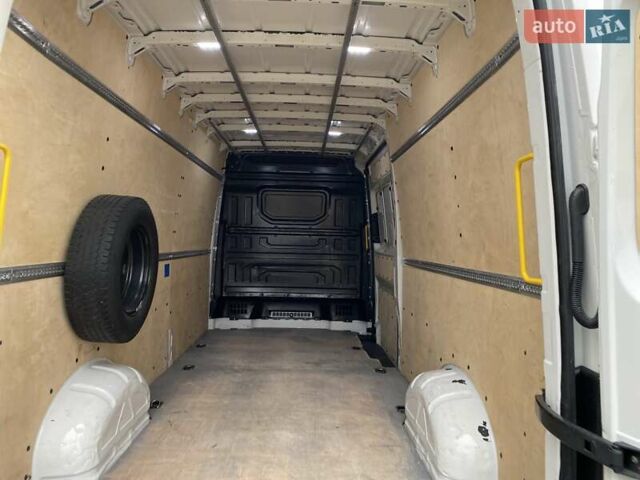 Белый Фольксваген Крафтер, объемом двигателя 2.08 л и пробегом 213 тыс. км за 18400 $, фото 27 на Automoto.ua