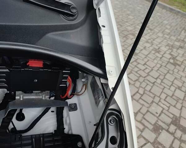 Фольксваген Крафтєр 2018 у Дубно на Automoto.ua Білий Фольксваген Крафтєр, об'ємом двигуна 2 л та пробігом 195 тис. км за 21800 $, фото 106 на Automoto.ua