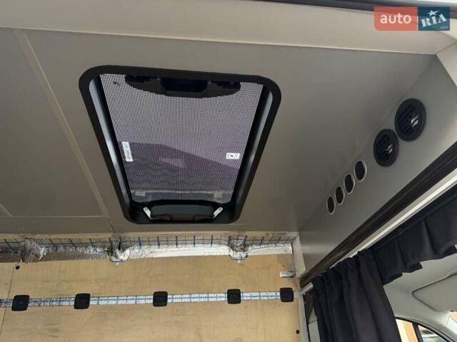 Белый Фольксваген Крафтер, объемом двигателя 1.97 л и пробегом 200 тыс. км за 21900 $, фото 49 на Automoto.ua