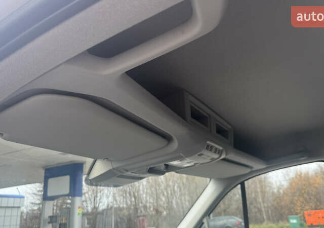 Белый Фольксваген Крафтер, объемом двигателя 2 л и пробегом 288 тыс. км за 21300 $, фото 39 на Automoto.ua