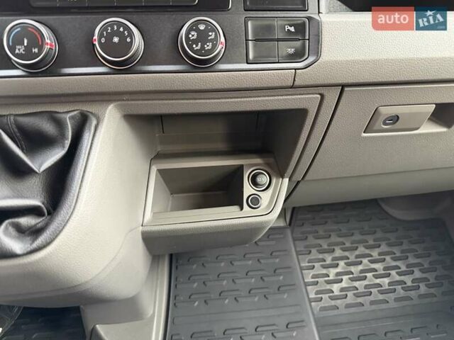 Белый Фольксваген Крафтер, объемом двигателя 1.97 л и пробегом 200 тыс. км за 21900 $, фото 40 на Automoto.ua