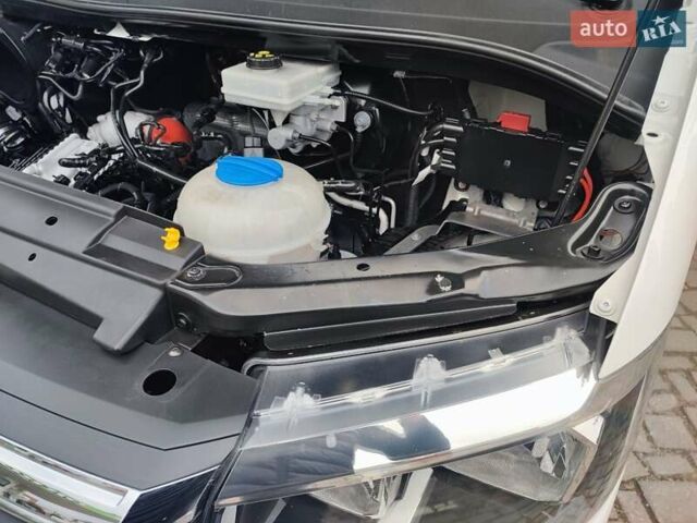 Фольксваген Крафтєр 2018 у Дубно на Automoto.ua Білий Фольксваген Крафтєр, об'ємом двигуна 2 л та пробігом 195 тис. км за 21800 $, фото 109 на Automoto.ua