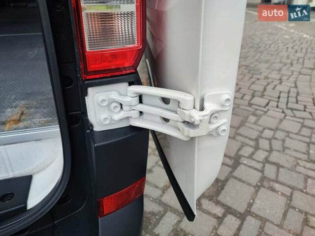 Фольксваген Крафтєр 2018 у Дубно на Automoto.ua Білий Фольксваген Крафтєр, об'ємом двигуна 2 л та пробігом 195 тис. км за 21800 $, фото 90 на Automoto.ua