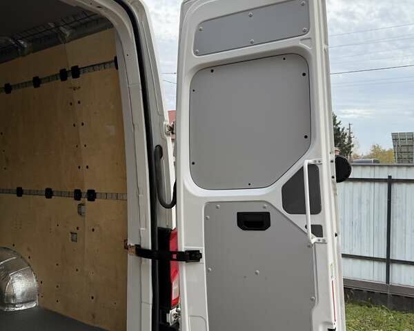 Белый Фольксваген Крафтер, объемом двигателя 1.97 л и пробегом 200 тыс. км за 21900 $, фото 66 на Automoto.ua