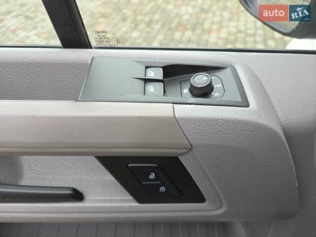 Белый Фольксваген Крафтер, объемом двигателя 1.97 л и пробегом 272 тыс. км за 17800 $, фото 17 на Automoto.ua