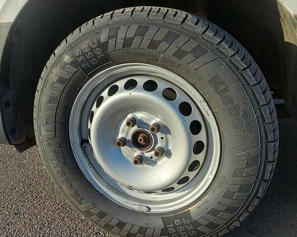 Белый Фольксваген Крафтер, объемом двигателя 2 л и пробегом 191 тыс. км за 21200 $, фото 9 на Automoto.ua