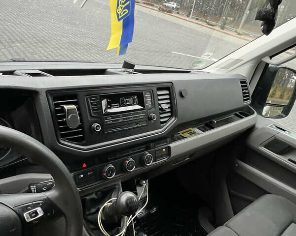 Белый Фольксваген Крафтер, объемом двигателя 1.97 л и пробегом 375 тыс. км за 25000 $, фото 12 на Automoto.ua