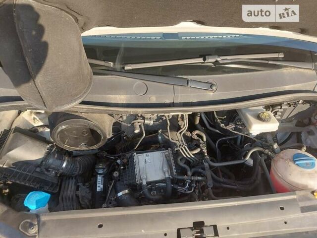 Белый Фольксваген Крафтер, объемом двигателя 2 л и пробегом 191 тыс. км за 21200 $, фото 13 на Automoto.ua