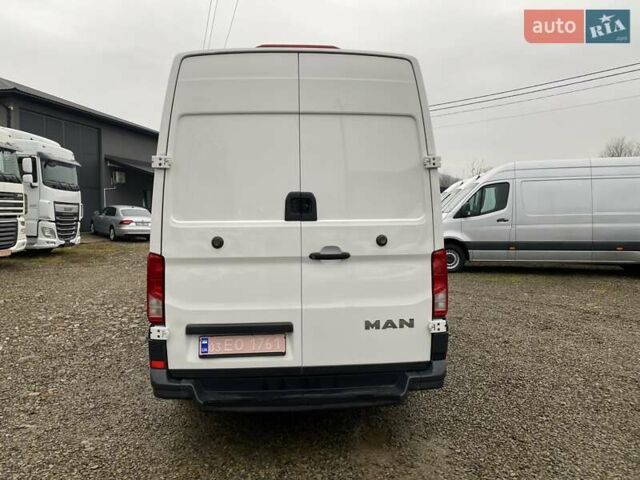 Белый Фольксваген Крафтер, объемом двигателя 2.08 л и пробегом 213 тыс. км за 18400 $, фото 8 на Automoto.ua