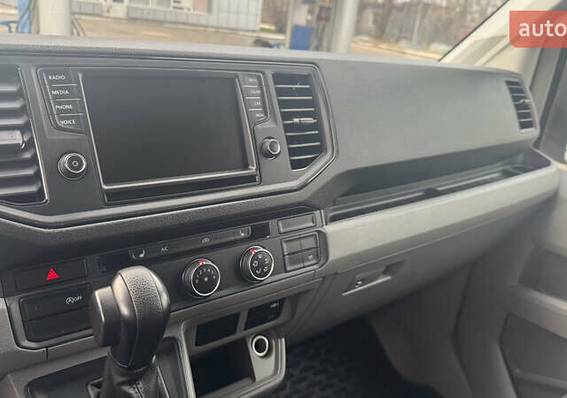 Белый Фольксваген Крафтер, объемом двигателя 2 л и пробегом 288 тыс. км за 21300 $, фото 31 на Automoto.ua