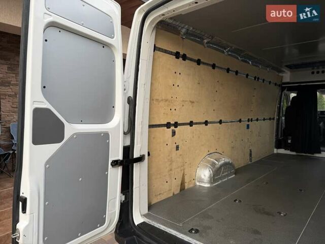 Белый Фольксваген Крафтер, объемом двигателя 1.97 л и пробегом 200 тыс. км за 21900 $, фото 69 на Automoto.ua