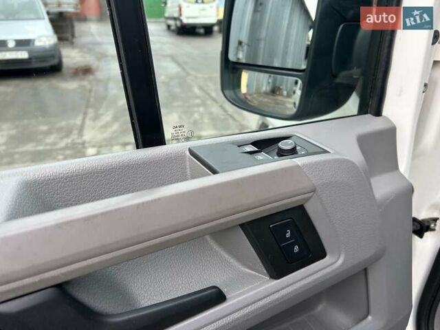 Белый Фольксваген Крафтер, объемом двигателя 1.97 л и пробегом 121 тыс. км за 21500 $, фото 19 на Automoto.ua