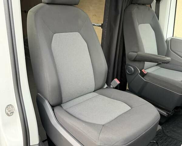 Белый Фольксваген Крафтер, объемом двигателя 1.97 л и пробегом 200 тыс. км за 21900 $, фото 61 на Automoto.ua