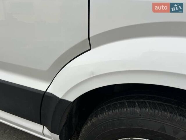 Белый Фольксваген Крафтер, объемом двигателя 1.97 л и пробегом 121 тыс. км за 21500 $, фото 11 на Automoto.ua