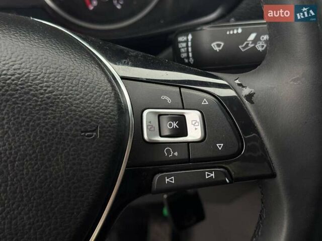 Белый Фольксваген Крафтер, объемом двигателя 1.97 л и пробегом 265 тыс. км за 19700 $, фото 34 на Automoto.ua