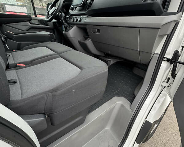 Белый Фольксваген Крафтер, объемом двигателя 1.97 л и пробегом 305 тыс. км за 23900 $, фото 26 на Automoto.ua