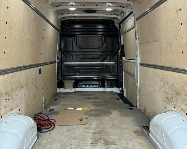 Белый Фольксваген Крафтер, объемом двигателя 1.97 л и пробегом 289 тыс. км за 19700 $, фото 15 на Automoto.ua