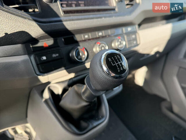 Белый Фольксваген Крафтер, объемом двигателя 0 л и пробегом 219 тыс. км за 24900 $, фото 29 на Automoto.ua