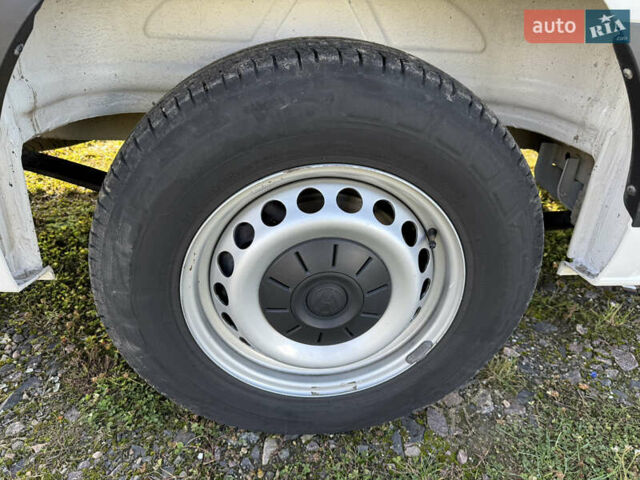 Белый Фольксваген Крафтер, объемом двигателя 0 л и пробегом 219 тыс. км за 24900 $, фото 13 на Automoto.ua