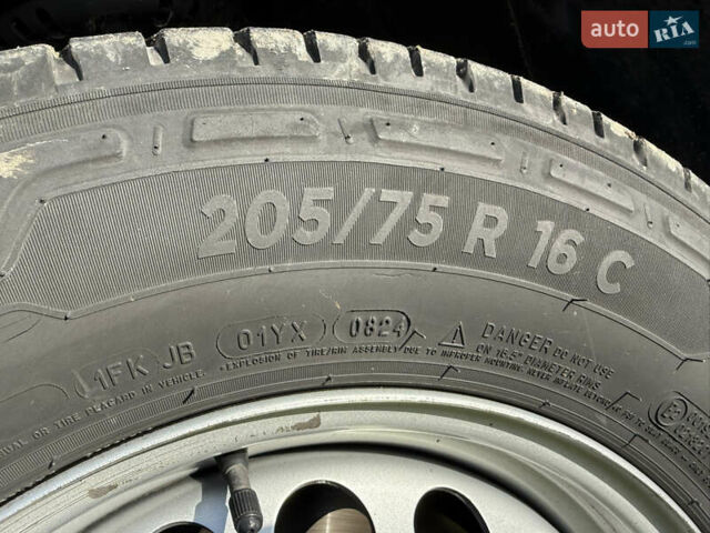 Белый Фольксваген Крафтер, объемом двигателя 0 л и пробегом 219 тыс. км за 24900 $, фото 11 на Automoto.ua