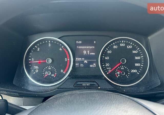 Белый Фольксваген Крафтер, объемом двигателя 2 л и пробегом 369 тыс. км за 21200 $, фото 9 на Automoto.ua