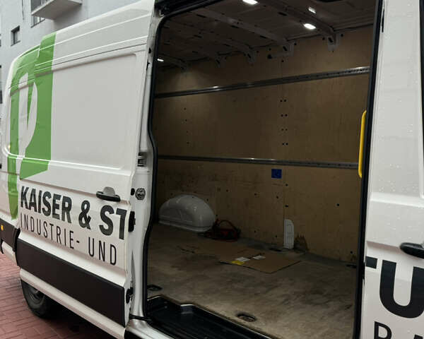 Белый Фольксваген Крафтер, объемом двигателя 1.97 л и пробегом 289 тыс. км за 19700 $, фото 13 на Automoto.ua