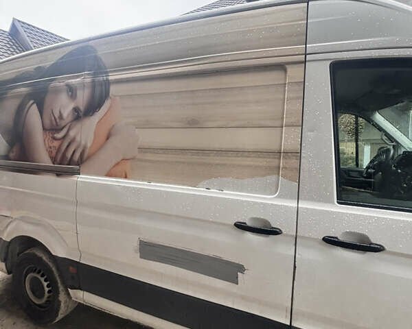 Белый Фольксваген Крафтер, объемом двигателя 2 л и пробегом 247 тыс. км за 20349 $, фото 5 на Automoto.ua