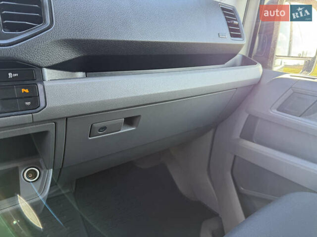 Белый Фольксваген Крафтер, объемом двигателя 0 л и пробегом 219 тыс. км за 24900 $, фото 57 на Automoto.ua