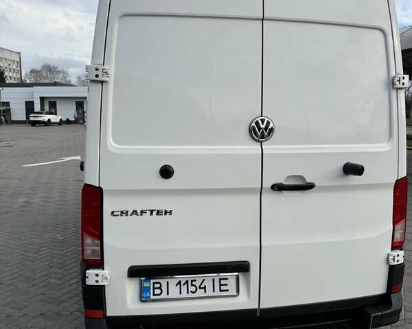 Белый Фольксваген Крафтер, объемом двигателя 1.97 л и пробегом 278 тыс. км за 19000 $, фото 5 на Automoto.ua