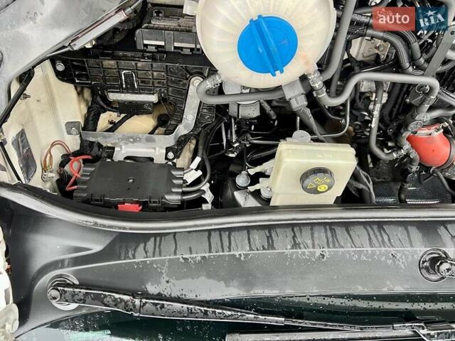 Белый Фольксваген Крафтер, объемом двигателя 2 л и пробегом 226 тыс. км за 22700 $, фото 36 на Automoto.ua