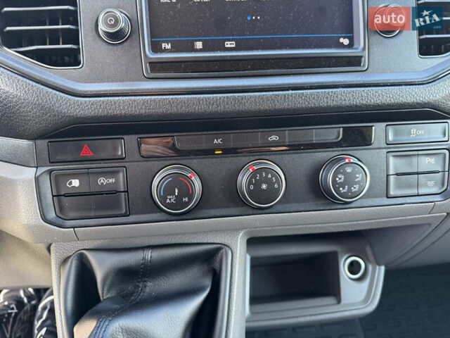 Белый Фольксваген Крафтер, объемом двигателя 0 л и пробегом 219 тыс. км за 24900 $, фото 46 на Automoto.ua