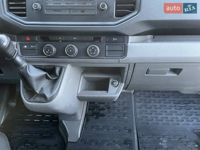 Белый Фольксваген Крафтер, объемом двигателя 1.97 л и пробегом 139 тыс. км за 26500 $, фото 25 на Automoto.ua