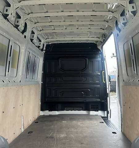 Белый Фольксваген Крафтер, объемом двигателя 2 л и пробегом 369 тыс. км за 21800 $, фото 16 на Automoto.ua