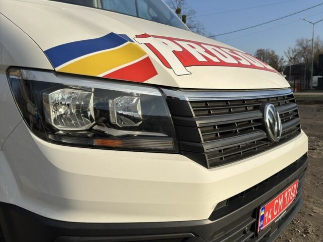 Белый Фольксваген Крафтер, объемом двигателя 2 л и пробегом 350 тыс. км за 23500 $, фото 3 на Automoto.ua