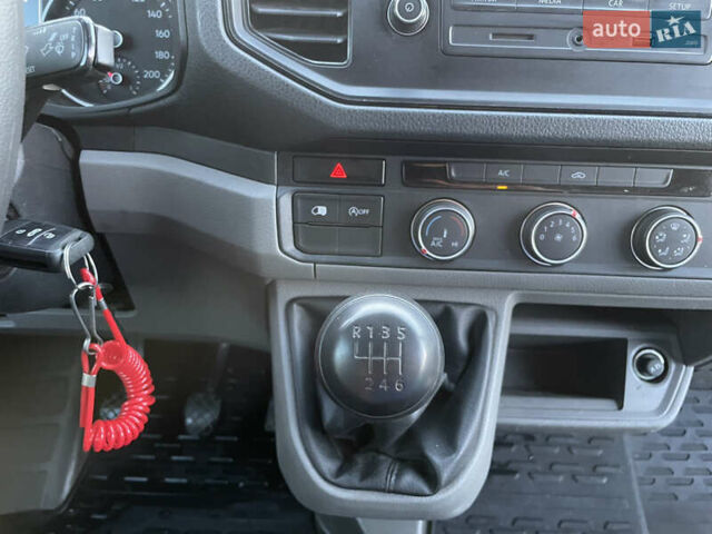 Белый Фольксваген Крафтер, объемом двигателя 1.97 л и пробегом 139 тыс. км за 26500 $, фото 24 на Automoto.ua