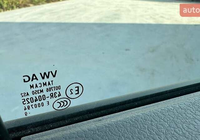 Белый Фольксваген Крафтер, объемом двигателя 2 л и пробегом 369 тыс. км за 21200 $, фото 17 на Automoto.ua