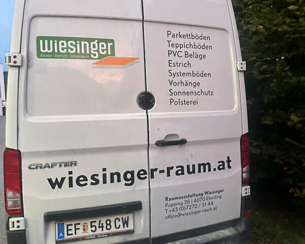 Белый Фольксваген Крафтер, объемом двигателя 2 л и пробегом 247 тыс. км за 20349 $, фото 1 на Automoto.ua