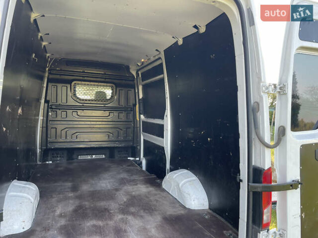 Белый Фольксваген Крафтер, объемом двигателя 1.97 л и пробегом 139 тыс. км за 26500 $, фото 33 на Automoto.ua