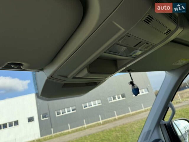 Белый Фольксваген Крафтер, объемом двигателя 0 л и пробегом 219 тыс. км за 24900 $, фото 47 на Automoto.ua