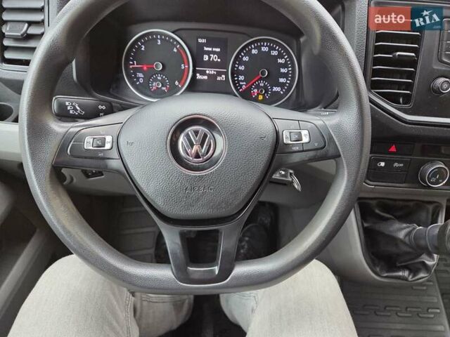 Білий Фольксваген Крафтєр, об'ємом двигуна 1.97 л та пробігом 257 тис. км за 17300 $, фото 23 на Automoto.ua