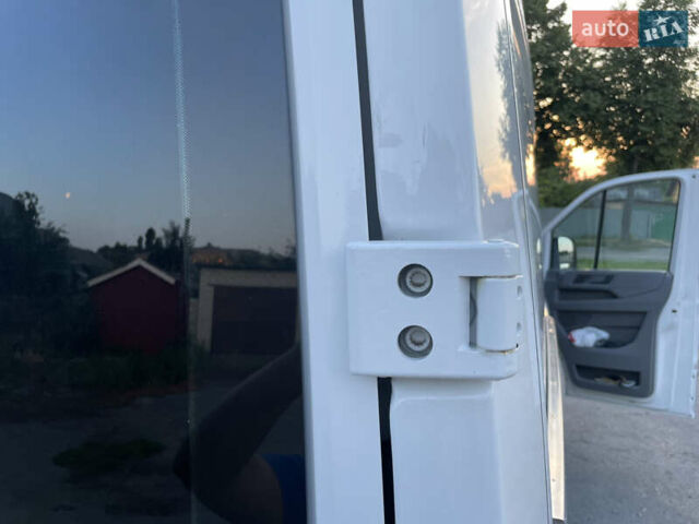 Белый Фольксваген Крафтер, объемом двигателя 1.97 л и пробегом 139 тыс. км за 26500 $, фото 29 на Automoto.ua