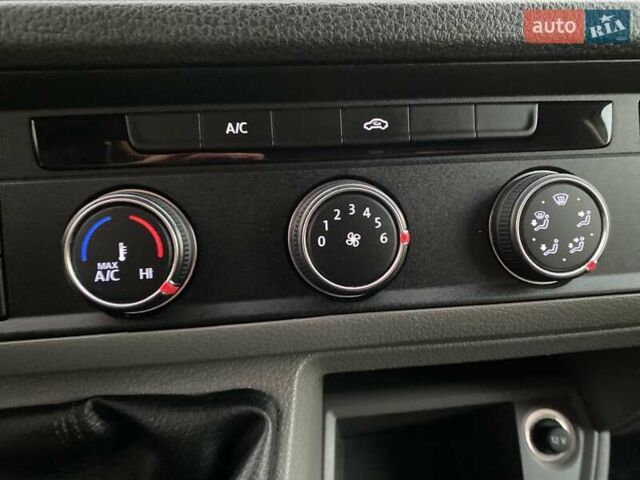 Белый Фольксваген Крафтер, объемом двигателя 2.08 л и пробегом 364 тыс. км за 21650 $, фото 65 на Automoto.ua