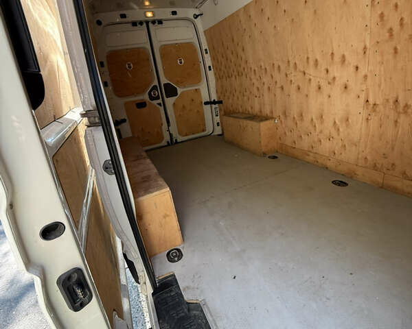 Белый Фольксваген Крафтер, объемом двигателя 1.97 л и пробегом 389 тыс. км за 20500 $, фото 20 на Automoto.ua