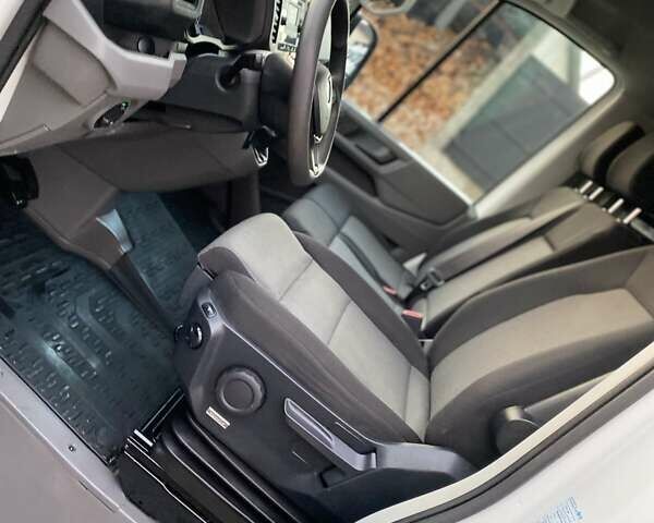 Белый Фольксваген Крафтер, объемом двигателя 2.08 л и пробегом 364 тыс. км за 21650 $, фото 72 на Automoto.ua