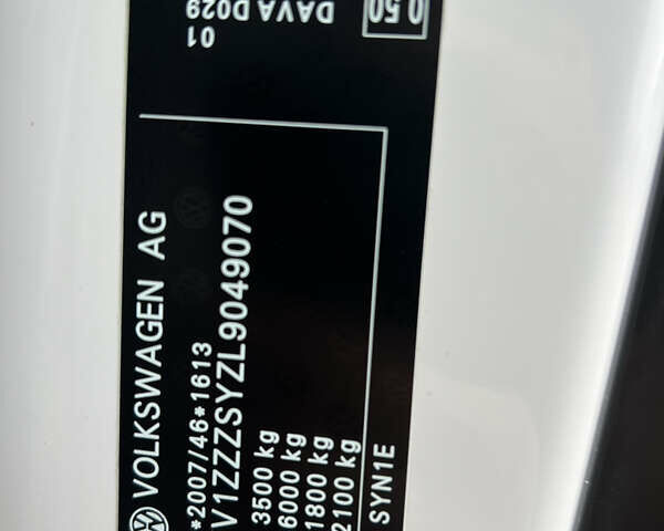 Белый Фольксваген Крафтер, объемом двигателя 2 л и пробегом 227 тыс. км за 22400 $, фото 19 на Automoto.ua