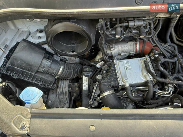 Белый Фольксваген Крафтер, объемом двигателя 1.97 л и пробегом 389 тыс. км за 20500 $, фото 16 на Automoto.ua